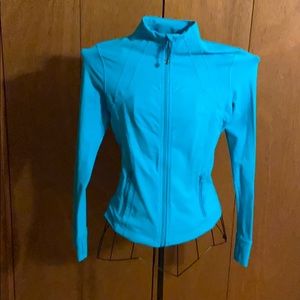 Lululemon defines jacket